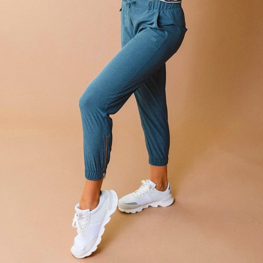 NWT Albion Dark Blue Chambray Jetsetter Jogger Track Pants Size: Small